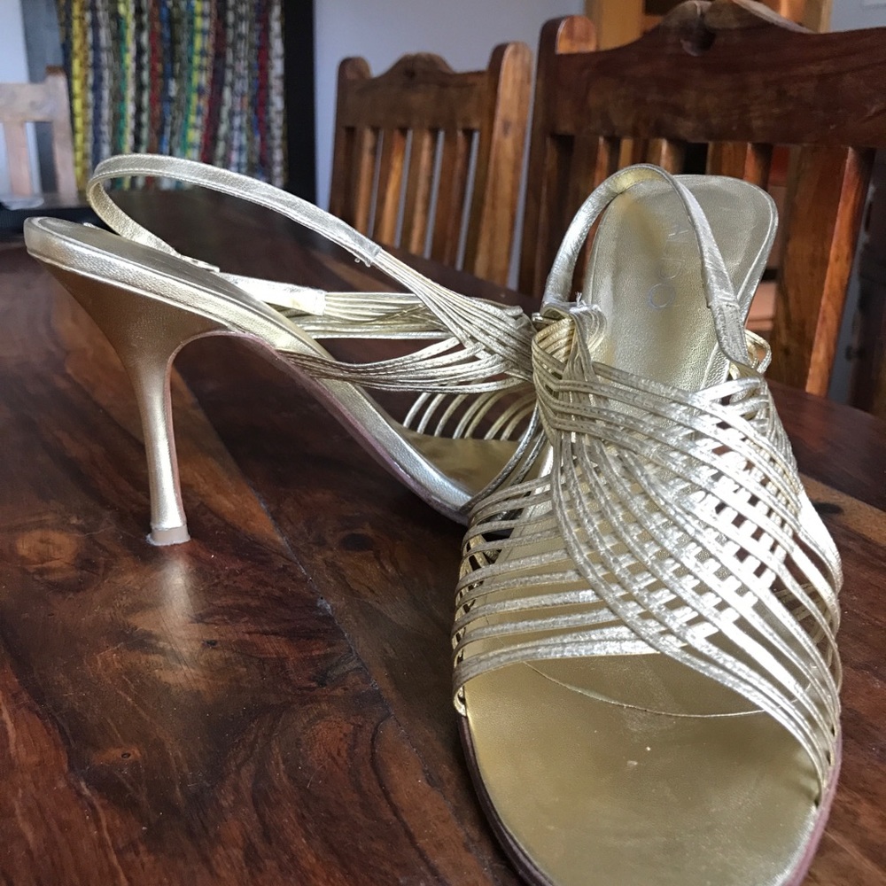 Sandals - Picture 3 of 3